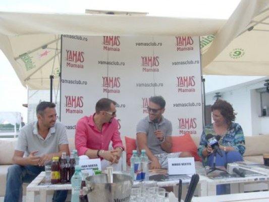 Grecul Nikos Vertis cântă în Mamaia
